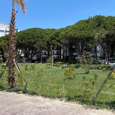 Family Beach 100 Square Metres Apartment 格勒姆 外观 照片